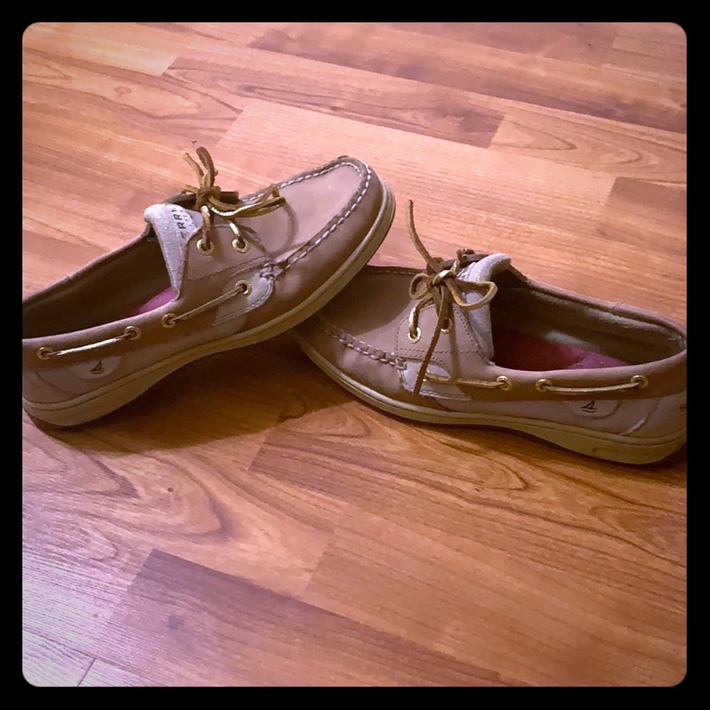 Sperry boat shoe